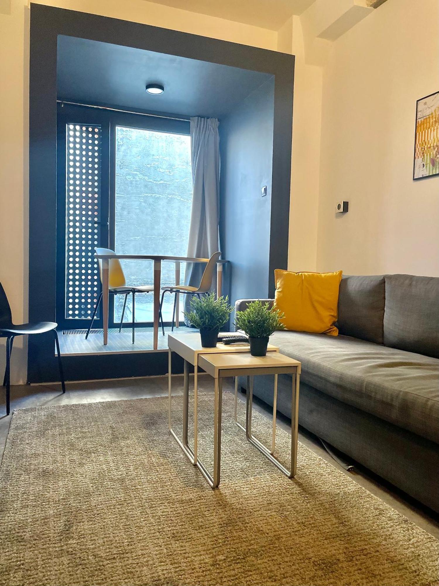 Studio Apartment By Hi5- Rottenbiller Apartment Budapest Eksteriør billede